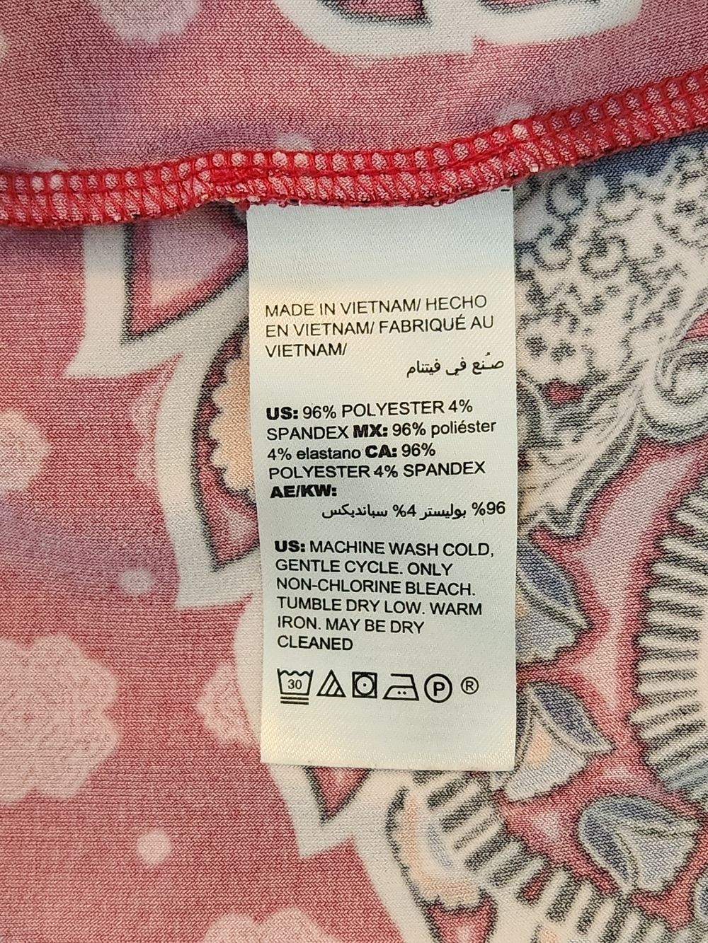 Chico’s Pink Paisley Graphic Tee Size Large - Picture 9 of 9